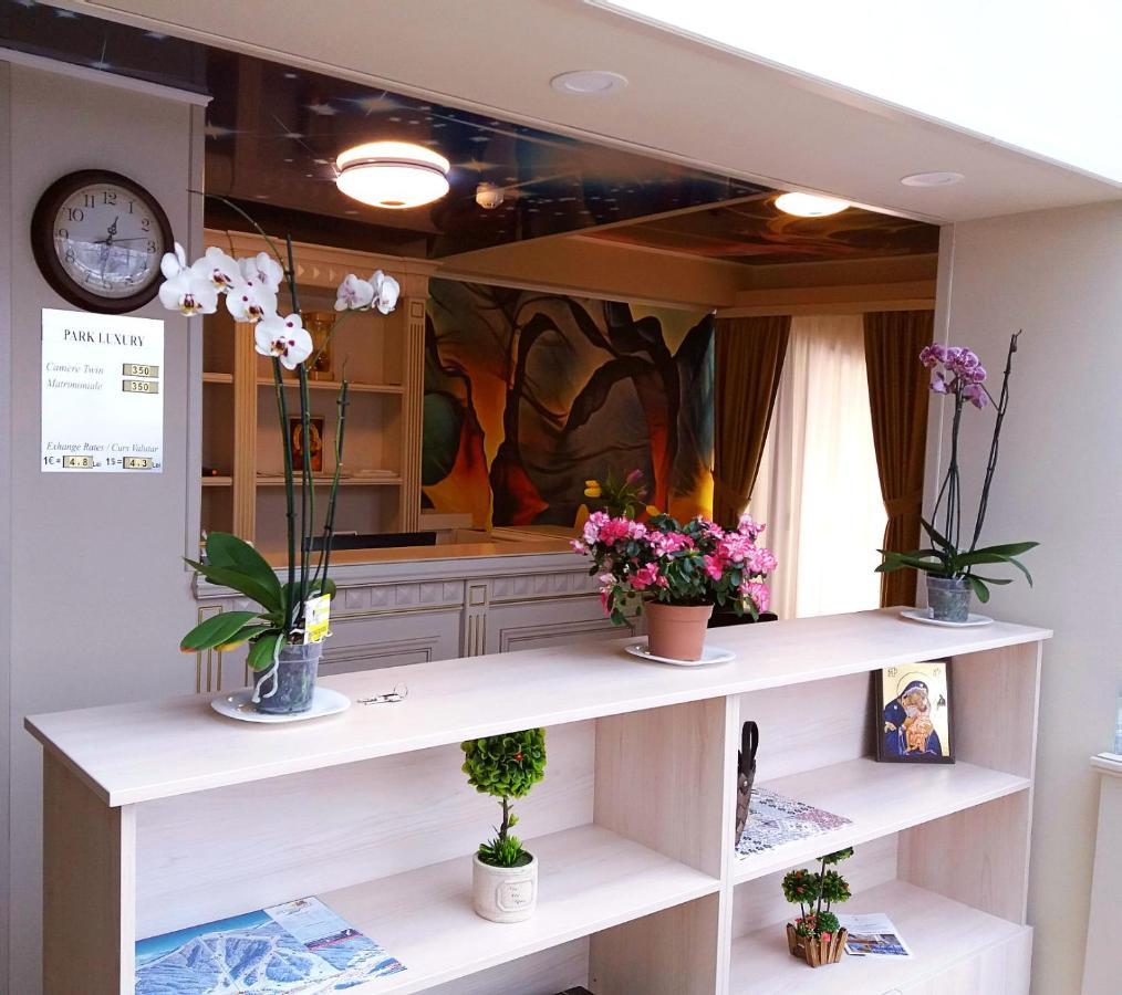 Park Luxury Rooms Predeal Buitenkant foto